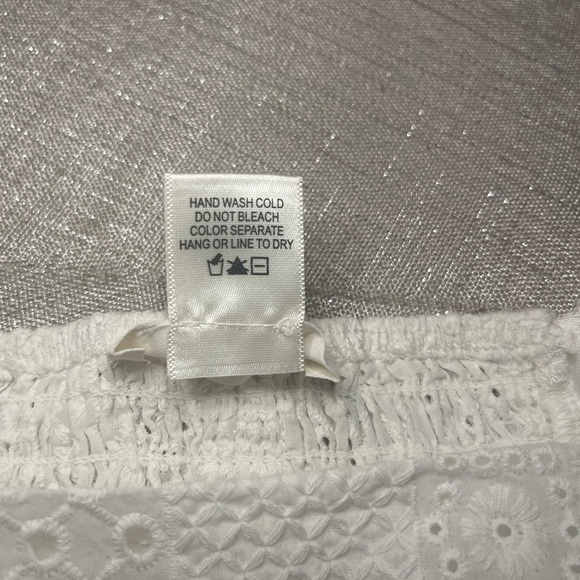 Urban Romantics White Eyelet Lace Women's Top - Picture 4 of 4